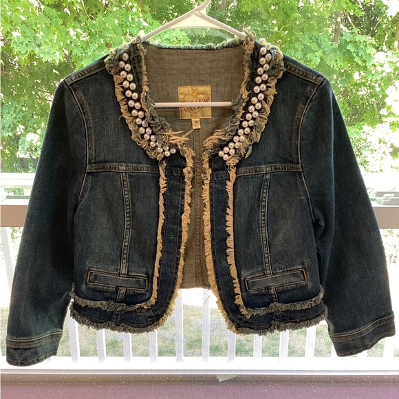 Princess Vera Wang denim jacket with pearl neckline - Picture 1 of 3